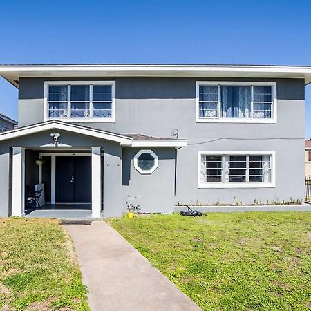 Spacious And Modern Family Duplex In Galveston! Villa Exterior photo