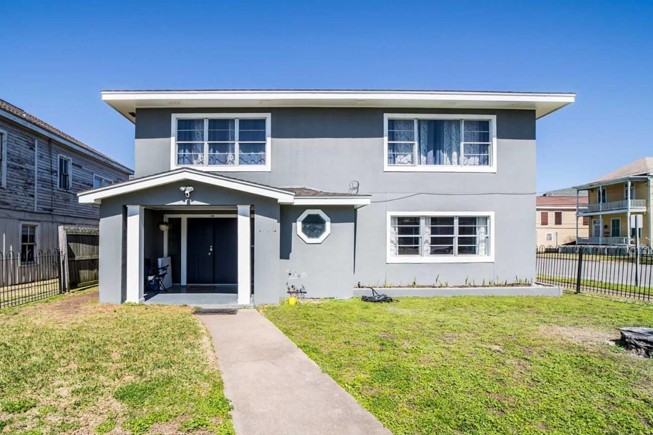 Spacious And Modern Family Duplex In Galveston! Villa Exterior photo